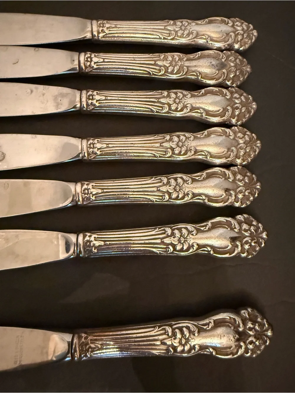 Reed & Barton Silver Ornate Dinner Knives - Set of 7